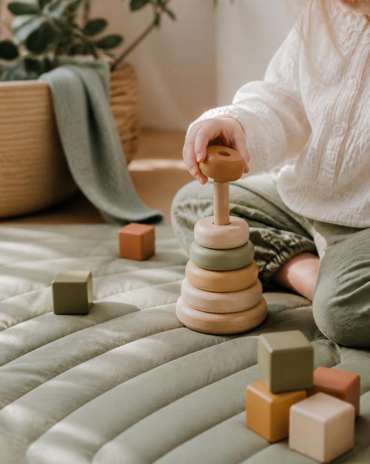 Houten Montessori speelgoed voor dreumes en peuter